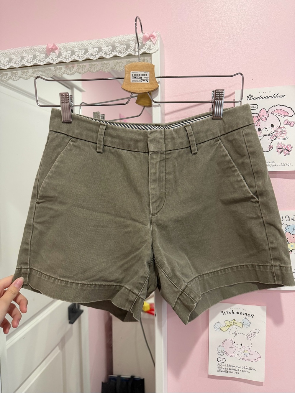 Japanese Uniqlo Shorts Classic High-Rise Utility Shorts in Olive Green
